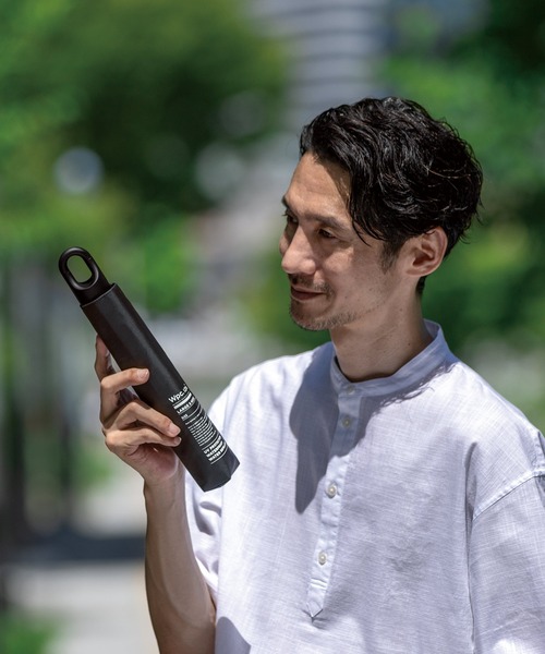 IZA(イーザ)の「IZA【大きめ&フック型】 完全遮光100% メンズ 日傘 折りたたみ 晴雨兼用 Wpc. LARGE & HOOK(折りたたみ傘・メンズ・ブラウン/オフホワイト/グレー/ブラック・FREE)」の8枚目の写真