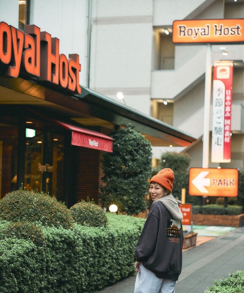 LEPSIM（レプシィム）の「【Royal Host】フォトアソートスウェット　608851（スウェット・レディース・ブラック/ピンク/ネイビー/チャコールグレー・FREE）」の11枚目の写真