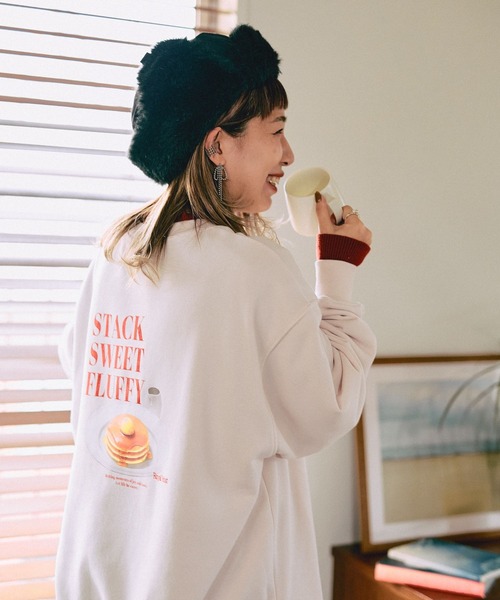 新品✨ Satistying スウェット LEPSIM（レプシィム）の「【Royal Host】フォトアソートスウェット