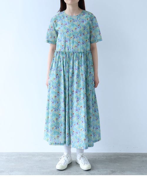 bulle de savon(ビュルデサボン)の「スイセンプリント ギャザーワンピース(ワンピース・レディース・チャコールグレー/ミント・FREE)」の14枚目の写真