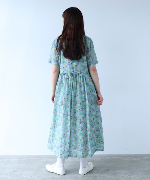 bulle de savon(ビュルデサボン)の「スイセンプリント ギャザーワンピース(ワンピース・レディース・チャコールグレー/ミント・FREE)」の7枚目の写真