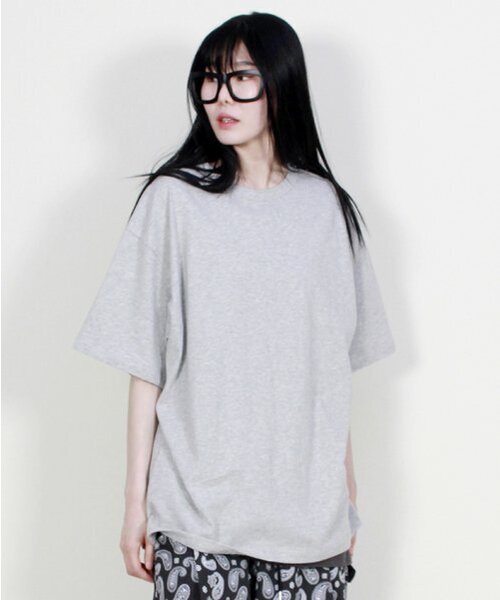 DEMARC(ドゥマーク)の「オーバーサイズ無地レイヤード半袖Tシャツグレー(Tシャツ/カットソー・レディース・その他・LARGE/MEDIUM)」の1枚目の写真