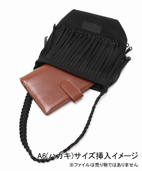 Spick & Span（スピックアンドスパン）の「BAICYCLON/バイシクロン 別注TAPE FRINGE MINI BAG*（ハンドバッグ・レディース・ブラック・FREE）」の10枚目の写真