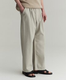 DECET（デケト）の「Dawn 2Pleats Wide Pants DCPT007LightBeige（デニムパンツ・レディース）」