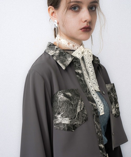 HARE（ハレ）の「ジャガードキリカエショートシャツ(HARE)（シャツ/ブラウス・レディース・ネイビー/パープル/グレー/グリーン/グリーン系その他・FREE）」の2枚目の写真