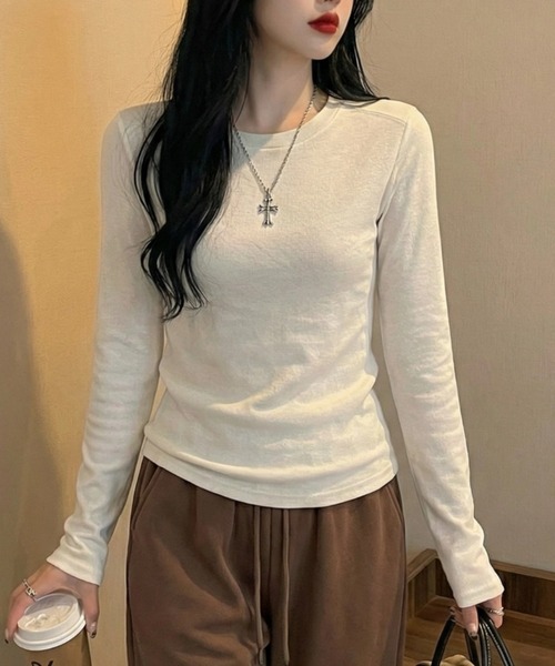 cammie(キャミー)の「シンプルタイトトップス(Tシャツ/カットソー・レディース・ダークグレー/アイボリー/ブラック・M/L)」の7枚目の写真