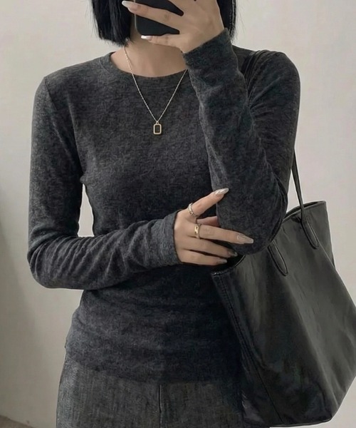 cammie(キャミー)の「シンプルタイトトップス(Tシャツ/カットソー・レディース・ダークグレー/アイボリー/ブラック・M/L)」の12枚目の写真
