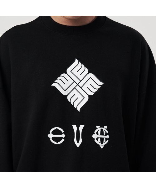 EIGHTVOLUME（エイトボリューム）の「[起毛]EVニューエンブレムオーバーサイズスウェット（スウェット・メンズ・その他・ONESIZE）」の2枚目の写真