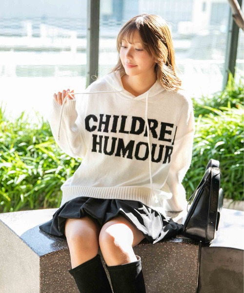 GORGE（ゴージ）の「《ロゴ×フードデザイン》ゆるニットフーディー 冬トップス◎（ニット/セーター・レディース・ブラック/オフホワイト/グレー・F）」の8枚目の写真