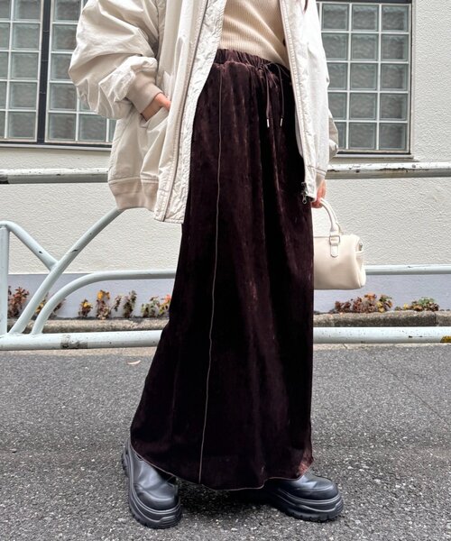 CIAOPANIC TYPY(チャオパニックティピー)の「クラッシュベロアメロウ切替スカート(スカート・レディース・ブラック/キャメル/ブラウン/サックスブルー・SMALL/MEDIUM)」の13枚目の写真