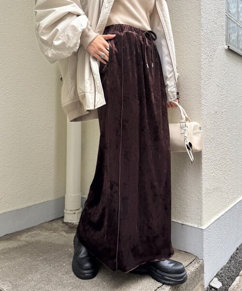 CIAOPANIC TYPY(チャオパニックティピー)の「クラッシュベロアメロウ切替スカート(スカート・レディース・ブラック/キャメル/ブラウン/サックスブルー・SMALL/MEDIUM)」の18枚目の写真