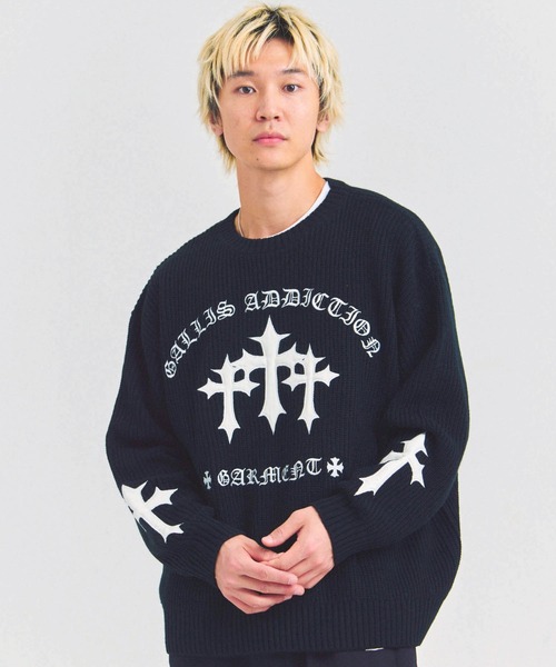 GALLIS ADDICTION（ガリスアディクション）の「GA CROSS-APPLIQUE KNIT（ニット/セーター・メンズ・ピンク/ブラック・FREE）」の2枚目の写真