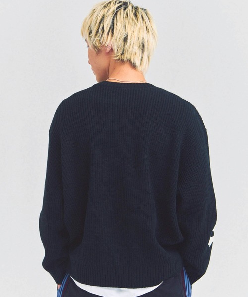 GALLIS ADDICTION（ガリスアディクション）の「GA CROSS-APPLIQUE KNIT（ニット/セーター・メンズ・ピンク/ブラック・FREE）」の8枚目の写真