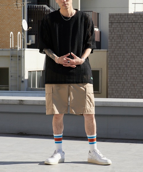 PLEASURES（プレジャー）の「PLEASURES/プレジャーズ 透かし編み クルーネックメッシュトップス 2026年春夏（Tシャツ/カットソー・メンズ・ブラック・XL）」の10枚目の写真