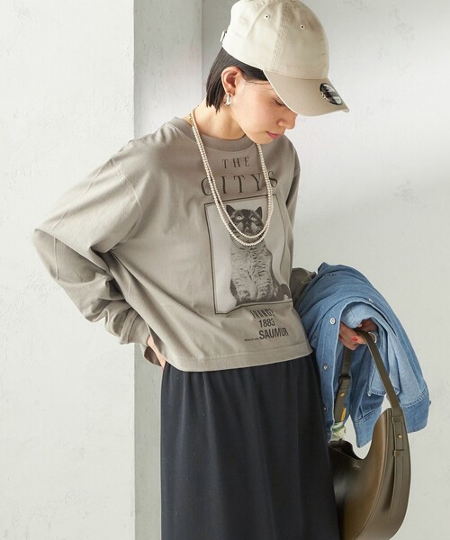 Odub（オーダブ）の「【SHIPS別注】Odub: フォト プリント クロップド ロングスリーブ TEE（Tシャツ/カットソー・レディース・ホワイト/ベージュ系/ダークグレー・ONE SIZE）」の13枚目の写真