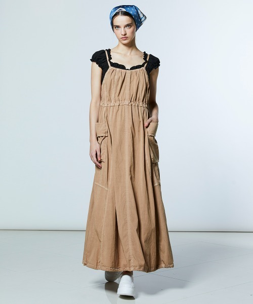 DOUBLE STANDARD CLOTHING（ダブルスタンダードクロージング）の「ツーバスダイドニット カーゴワンピース（ワンピース・レディース・カーキ/ベージュ・38/36）」の3枚目の写真