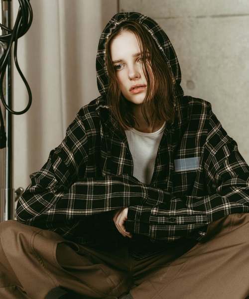 Knuth Marf（クヌースマーフ）の「【Knuth Marf】hooded over shirts（シャツ/ブラウス・レディース・ブラック系1・FREE）」の7枚目の写真