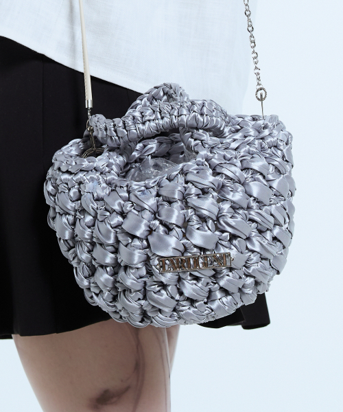 LARTIGENT（ラーティゼン）の「L11 SATIN CROCHET CHAIN BAG(SILVER)（ショルダーバッグ・レディース・その他・FREE）」の4枚目の写真