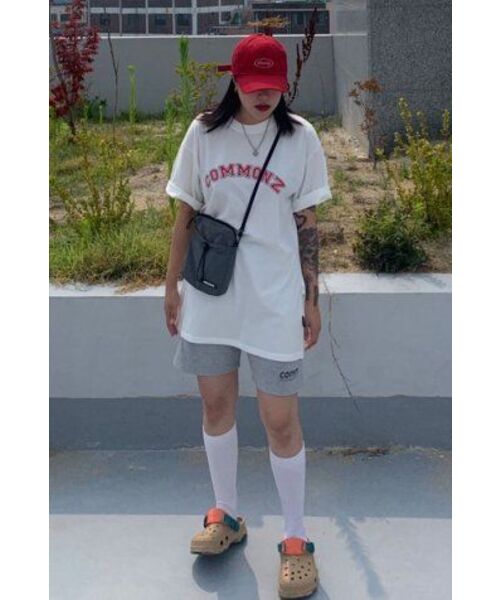 COMMONZ(コモンズ)の「アーチロゴTシャツ_ホワイト(Tシャツ/カットソー・レディース・その他・1/2)」の10枚目の写真