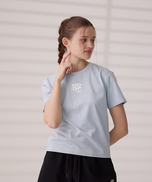 DANGLEDROP(ダングルドロップ)の「DGDPスクエアセミクロップ半袖Tシャツスカイブルー(Tシャツ/カットソー・レディース・その他・FREE)」の14枚目の写真