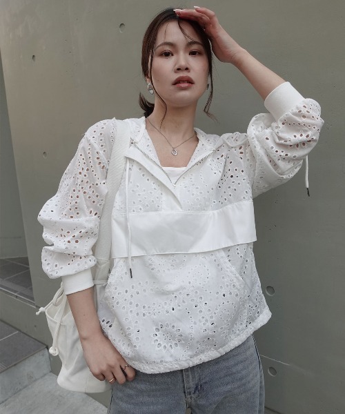 CORNERS（コーナーズ）の「レースアノラックパーカー（シャツ/ブラウス・レディース・ホワイト/ブラック・M）」の5枚目の写真