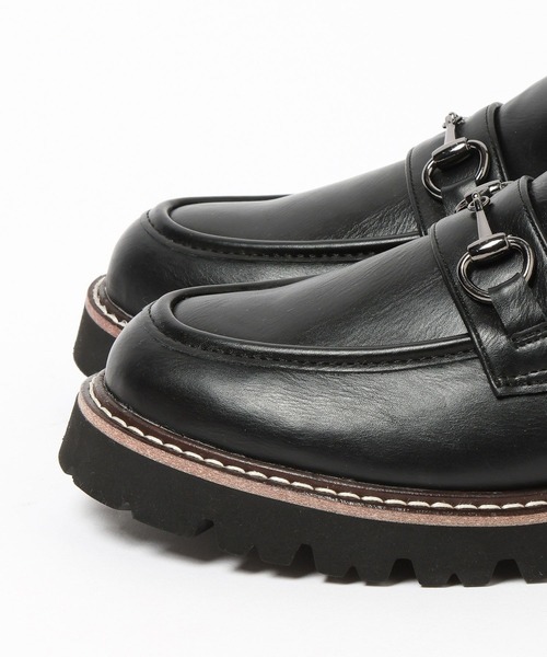 BAYFLOW（ベイフロー）の「[抗菌消臭加工付き]ビットローファー（ローファー・レディース・アイボリー/ブラック・MEDIUM/LARGE）」の12枚目の写真