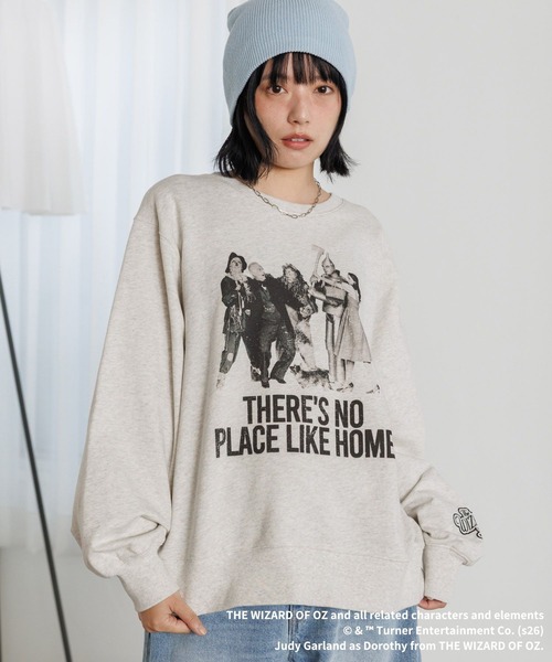 PAGEBOY(ページボーイ)の「《UNISEX》フォトスウェット【PBLIM/オズの魔法使】(スウェット・レディース・グレー/チャコールグレー/ライトブルー・MEDIUM/LARGE)」の8枚目の写真