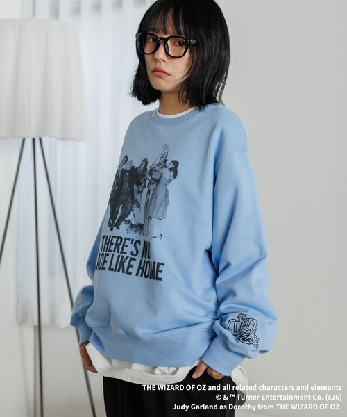 PAGEBOY(ページボーイ)の「《UNISEX》フォトスウェット【PBLIM/オズの魔法使】(スウェット・レディース・グレー/チャコールグレー/ライトブルー・MEDIUM/LARGE)」の21枚目の写真