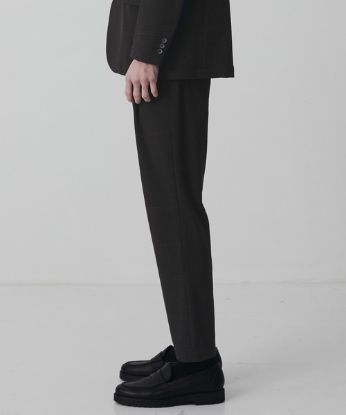 UNITED TOKYO（ユナイテッドトウキョウ）の「【26ss】アウトラスト 2タックスラックス　｜体温調整機能/洗える/SETUP可（スラックス・メンズ・ダークグレー/ネイビー系1/グレー系その他/ブラック/グレイッシュベージュ/チェック・1/4/3/2）」の10枚目の写真