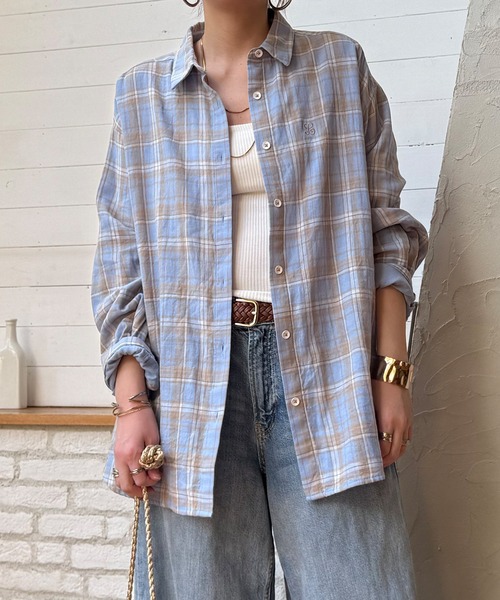 LBC（エルビーシー）の「ダブルガーゼロゴ刺繍オーバーシャツ（シャツ/ブラウス・レディース・ライトブルー/ピンク/ネイビー・M）」の4枚目の写真