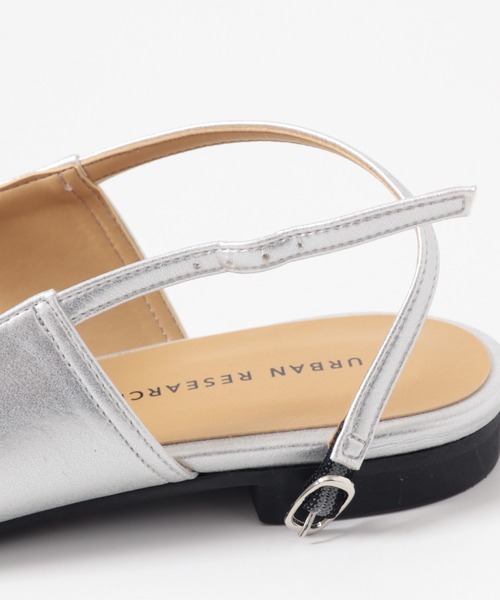 URBAN RESEARCH（アーバンリサーチ）の「ポインテッドバックストラップシューズ（パンプス・レディース・ブラック/シルバー・38/37/36/39）」の17枚目の写真