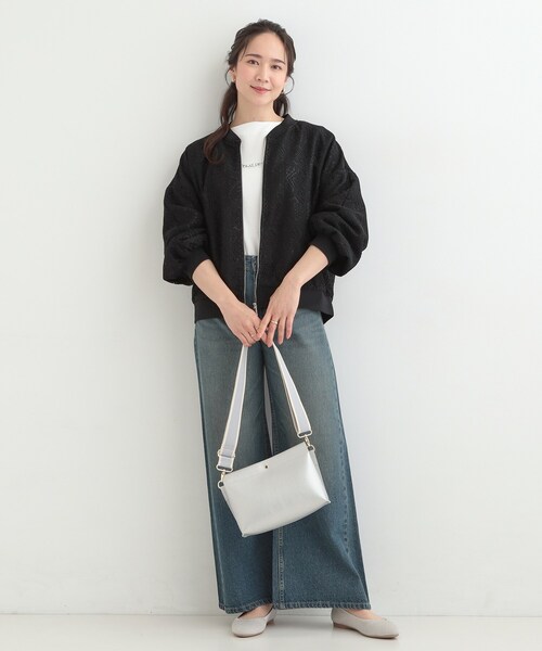SHOO・LA・RUE(シューラルー)の「ちょうどいい華やかさ ふんわりレースブルゾン(ブルゾン・レディース・オフホワイト/ブラック・02/01/04/03)」の9枚目の写真