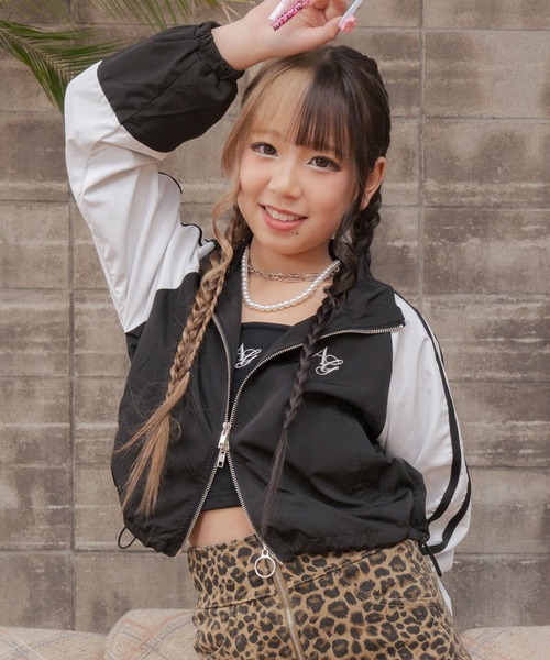 ANAP GiRL(アナップガール)の「2WAY チョーカー風 パット付 キャミソール(キャミソール・キッズ・ホワイト/ベージュ/ブラック・XS/S/M)」の13枚目の写真