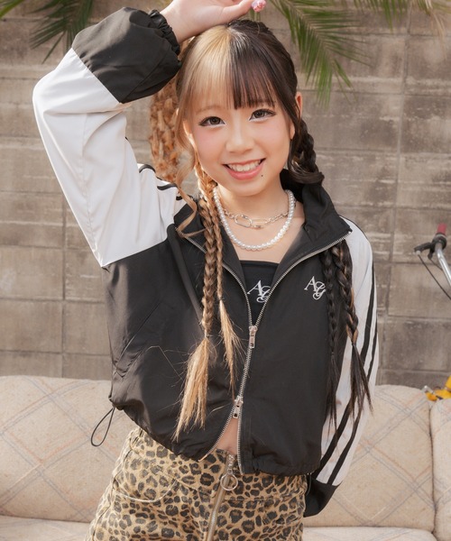 ANAP GiRL(アナップガール)の「2WAY チョーカー風 パット付 キャミソール(キャミソール・キッズ・ホワイト/ベージュ/ブラック・XS/S/M)」の14枚目の写真