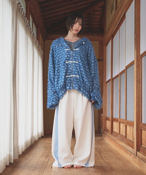 狐独(コドク)の「カーブライントラックパンツ(その他パンツ・メンズ・オフホワイト/ブラック・LARGE/MEDIUM/SMALL)」の6枚目の写真