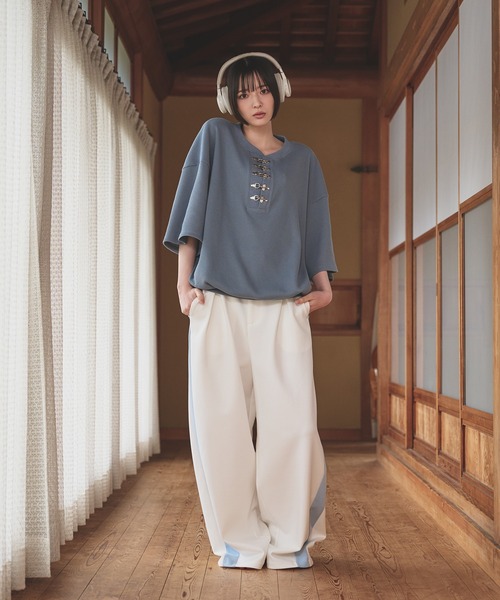 狐独(コドク)の「カーブライントラックパンツ(その他パンツ・メンズ・オフホワイト/ブラック・LARGE/MEDIUM/SMALL)」の22枚目の写真