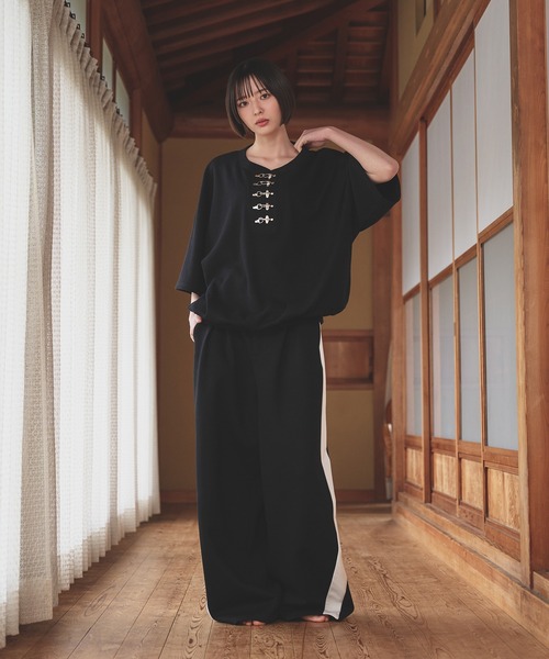 狐独(コドク)の「カーブライントラックパンツ(その他パンツ・メンズ・オフホワイト/ブラック・LARGE/MEDIUM/SMALL)」の11枚目の写真