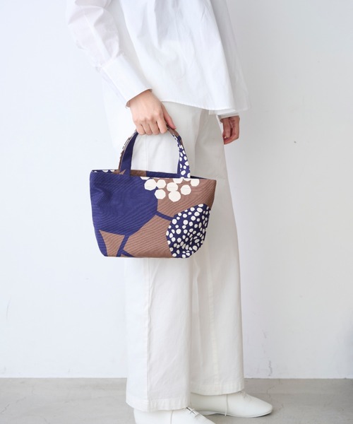 salle de bal(サルデバル)の「【 echino / エチノ 】 Small Tote Bag スモールトートバッグ WECKT-0057 KOI(トートバッグ・レディース・ブラック/ダークブラウン/ホワイト・FREE)」の3枚目の写真