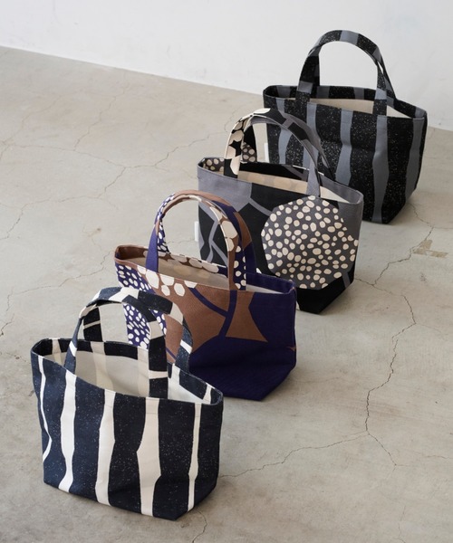 salle de bal(サルデバル)の「【 echino / エチノ 】 Small Tote Bag スモールトートバッグ WECKT-0057 KOI(トートバッグ・レディース・ブラック/ダークブラウン/ホワイト・FREE)」の6枚目の写真