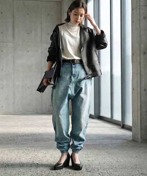 antiqua（アンティカ）の「サルエル デニムパンツ（デニムパンツ・レディース・ブルー系その他/インディゴブルー・LARGE/MEDIUM）」の5枚目の写真