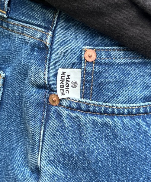 MAGIC NUMBER(マジック ナンバー)の「【MAGIC NUMBER】BAGGY JEAN SHORTS(その他パンツ・メンズ・ブラック/ブルー・34/32/30)」の8枚目の写真