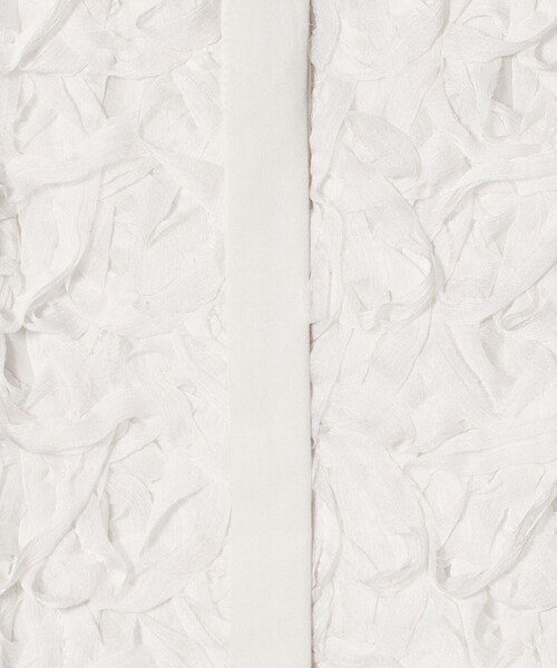 UNITED ARROWS（ユナイテッドアローズ）の「サテン エンブロイダリーフラワー シャツ ブラウス（シャツ/ブラウス・レディース・ホワイト/ブラック/ナチュラル・FREE）」の7枚目の写真