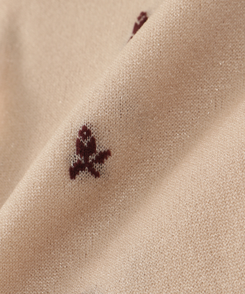 IENA（イエナ）の「babaco/ババコ Tiny Flower Sheer Knee High Socks 靴下 BA02-BN72（ソックス/靴下・レディース・ブルー系その他/ベージュ・FREE）」の4枚目の写真