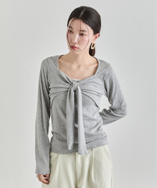NUJOH（ヌゾ）の「Front Tie Draped Top / フロントタイドレープトップス（Tシャツ/カットソー・レディース・グレー/ブラック/アイボリー・FREE）」の16枚目の写真