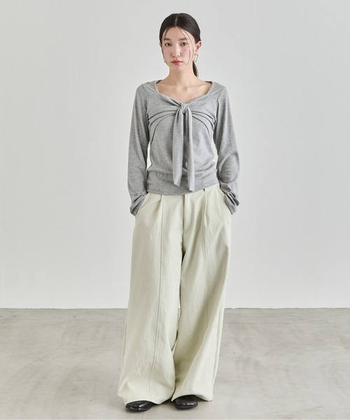 NUJOH（ヌゾ）の「Front Tie Draped Top / フロントタイドレープトップス（Tシャツ/カットソー・レディース・グレー/ブラック/アイボリー・FREE）」の21枚目の写真