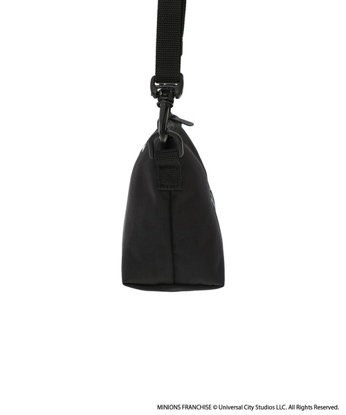 Manhattan Portage（マンハッタンポーテージ）の「Zuccotti Clutch 500D CORDURA / MINIONS（ショルダーバッグ・レディース・ブラック・X-SMALL）」の3枚目の写真