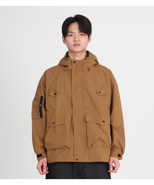 BUTTON SEOUL（ボタンソウル）の「[TEFLON] コンパスウィンドブレーカー フードジャケット 4色（モカベージュ）（ブルゾン・メンズ・その他・M/L/XL）」の2枚目の写真