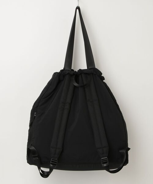 COMMON WARE(コモンウェアー)の「EM:NoiR 軽量 撥水 ナイロン ユニセックス Light daypack(バックパック/リュック・レディース・ブラック系その他/ブラック・FREE)」の3枚目の写真