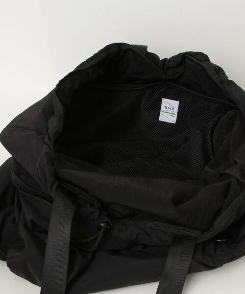 COMMON WARE(コモンウェアー)の「EM:NoiR 軽量 撥水 ナイロン ユニセックス Light daypack(バックパック/リュック・レディース・ブラック系その他/ブラック・FREE)」の5枚目の写真