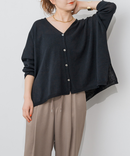 Spick & Span(スピックアンドスパン)の「《新色有り / 追加》コットンリネンギマオーバーサイズカーディガン(カーディガン/ボレロ・レディース・ベージュ系その他/グリーン/ブラック・FREE)」の10枚目の写真